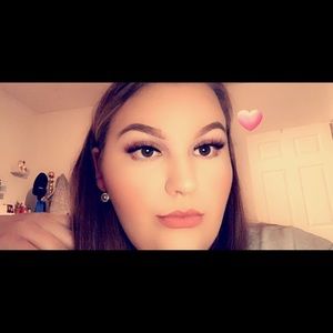 Meet your Posher, Kaitlin